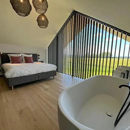 Romantic Holiday With Shared Pool Holiday home *